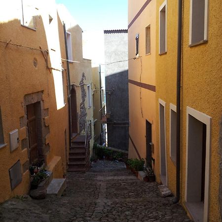 B&B Colti Di Rosa Castelsardo Buitenkant foto