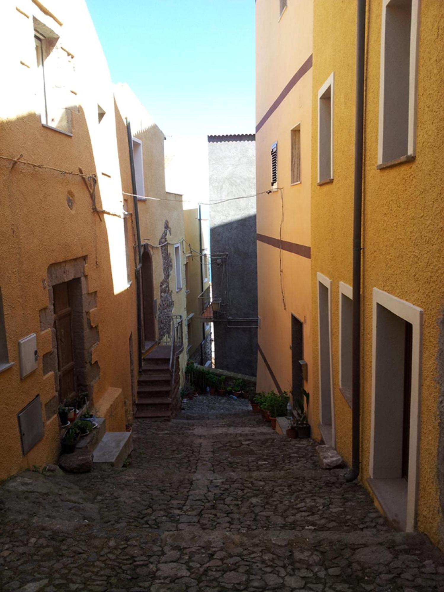 B&B Colti Di Rosa Castelsardo Buitenkant foto